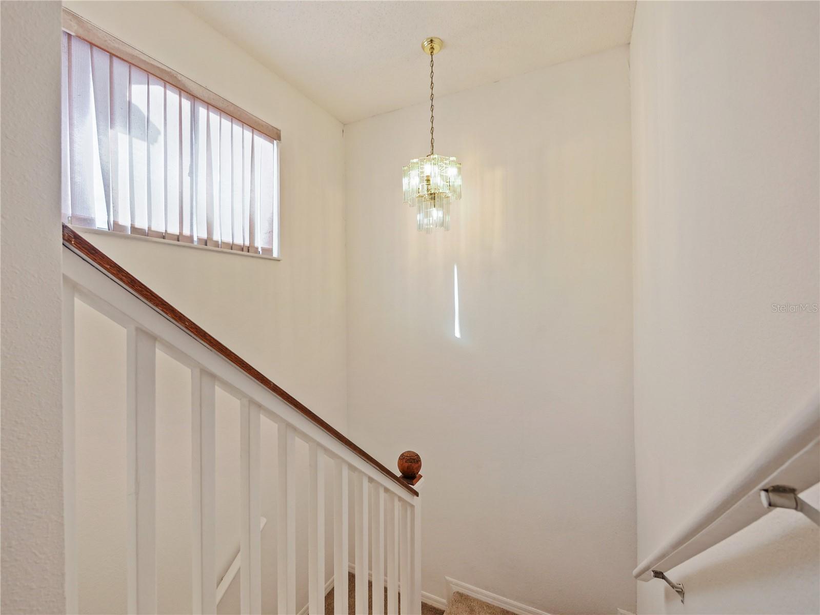 Image 20 of 36 For 175 Crown Point Circle 175