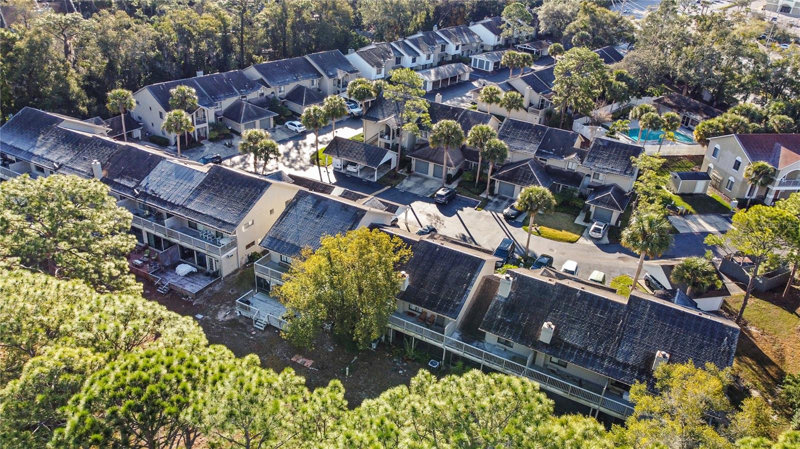 Image 30 of 36 For 175 Crown Point Circle 175