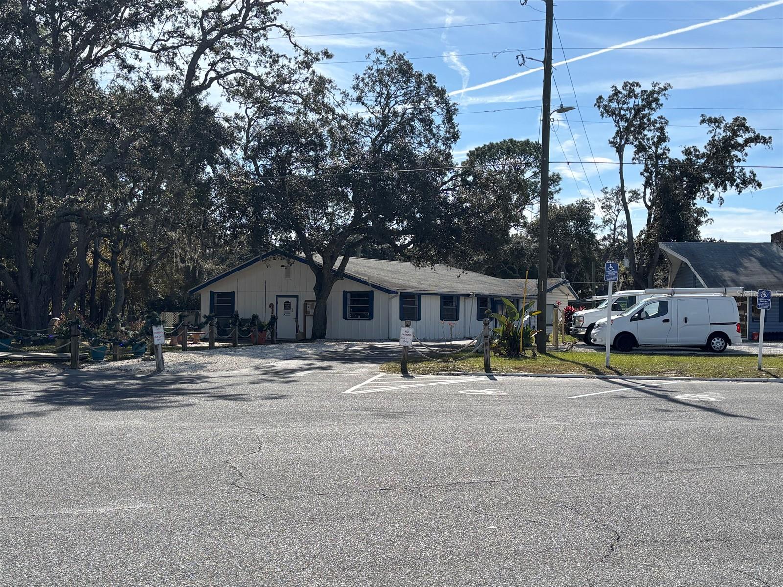 Image 20 of 22 For 3000 Clarcona Road 623