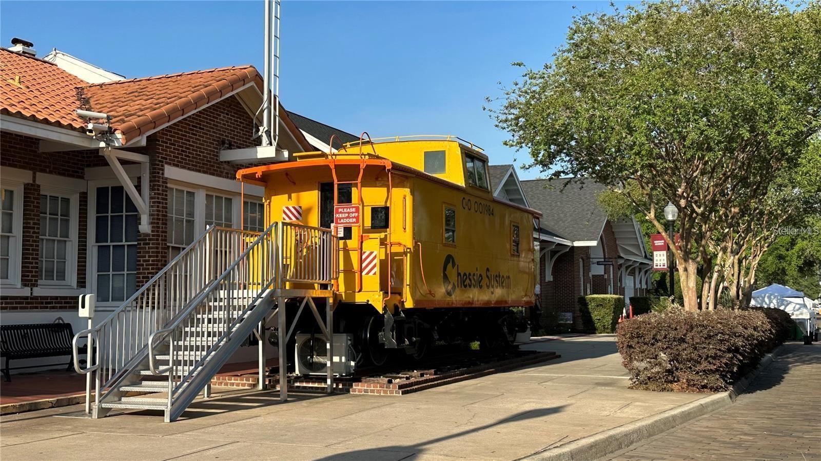 Image 28 of 32 For 301 Boyd Street 14