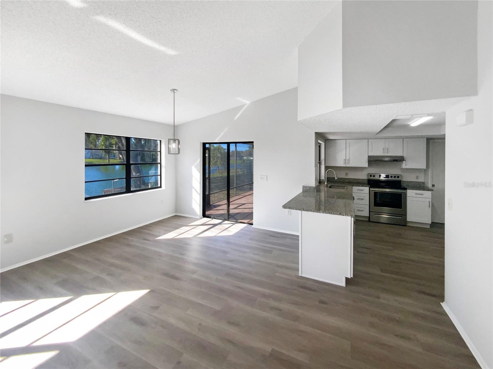 Image 10 of 32 For 7846 Cayuga Drive