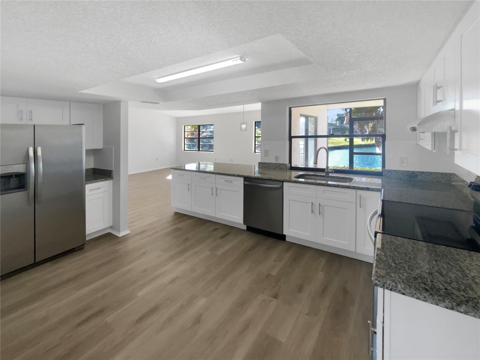 Image 2 of 32 For 7846 Cayuga Drive