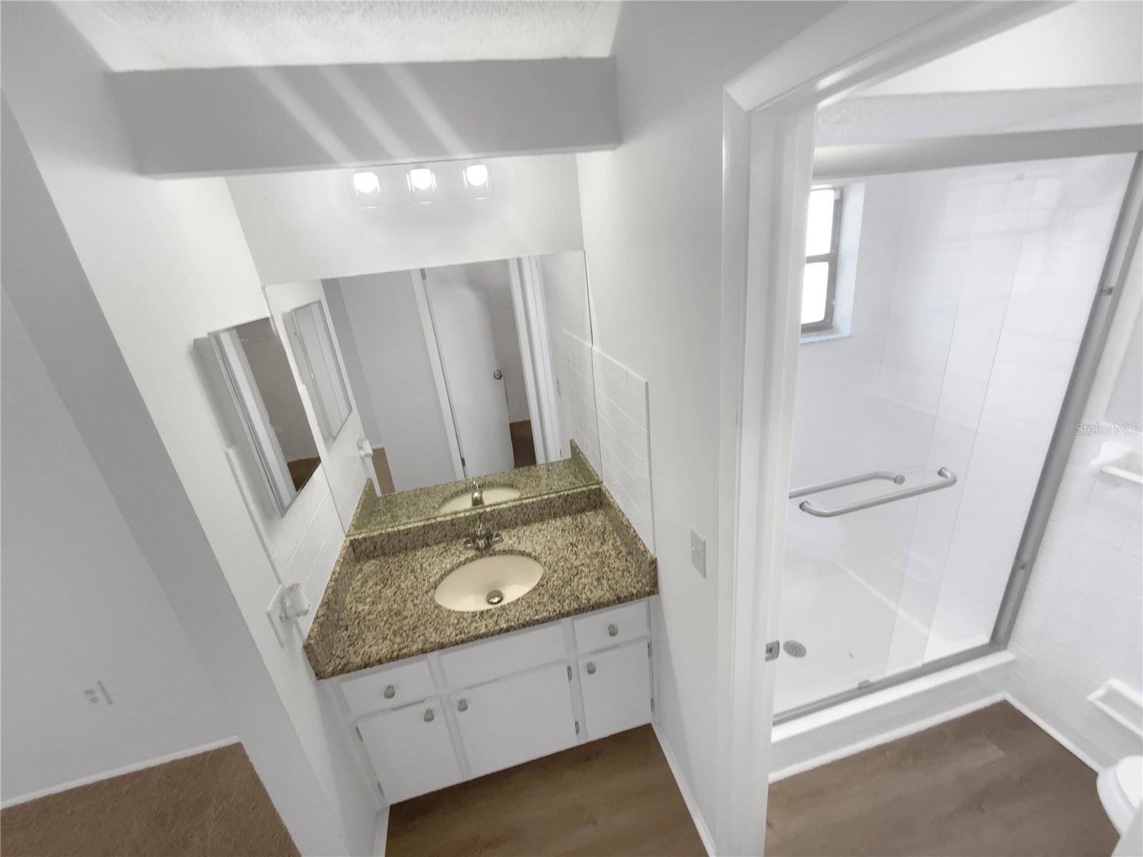 Image 22 of 32 For 7846 Cayuga Drive