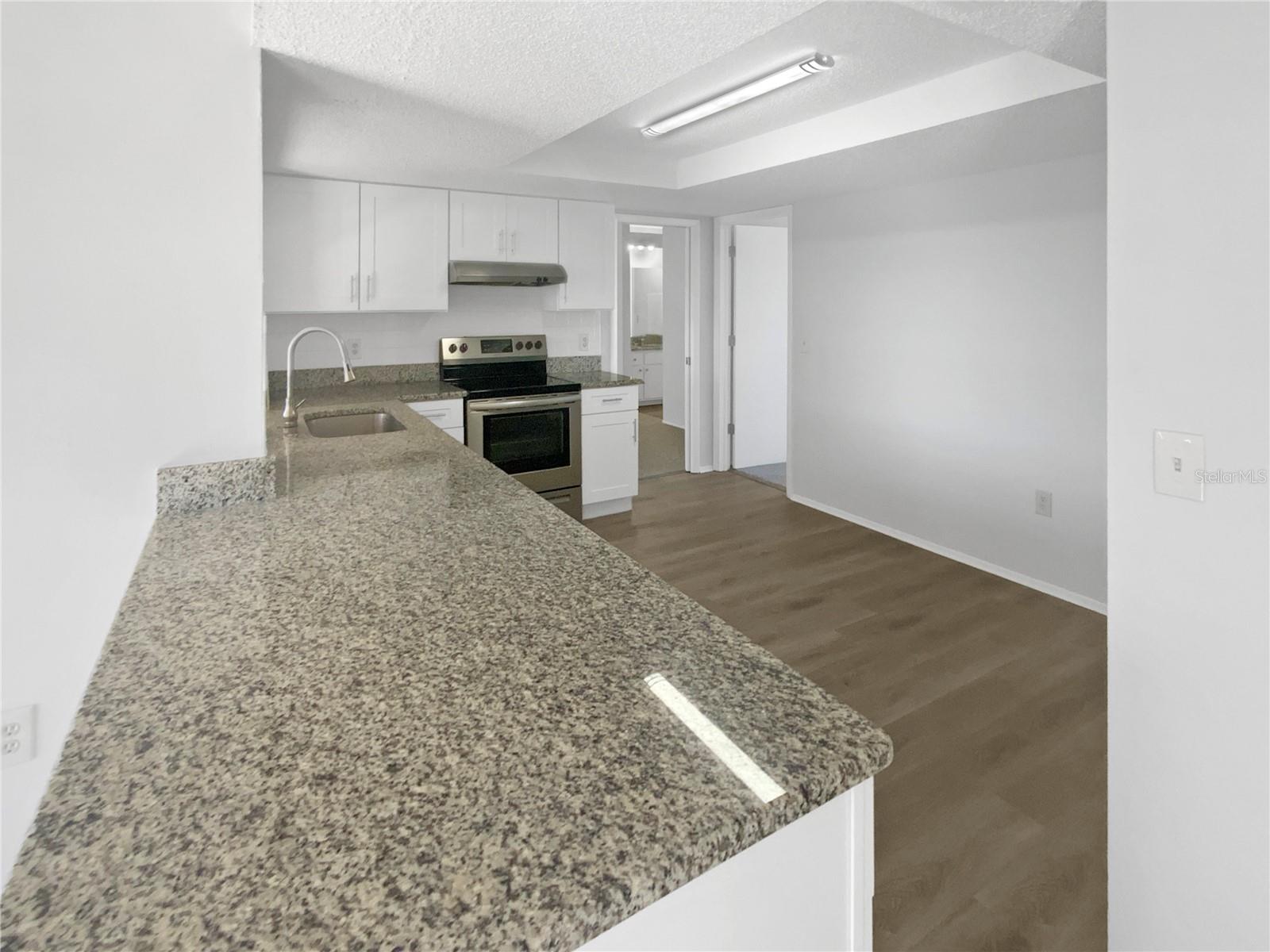 Image 25 of 32 For 7846 Cayuga Drive