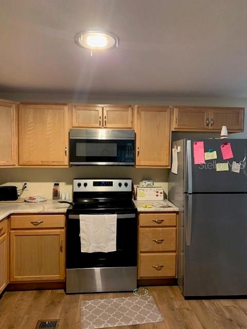 Image 3 of 7 For 238 Kelou Court