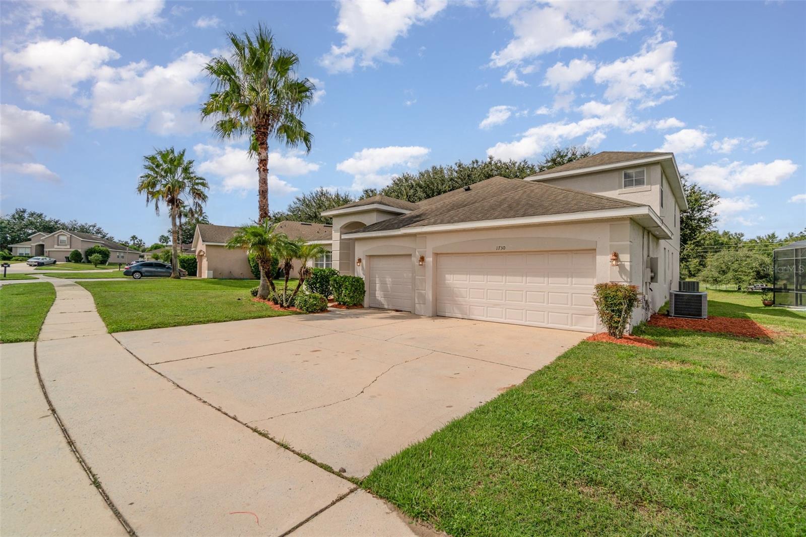 Image 3 of 26 For 1730 Palmerston Circle