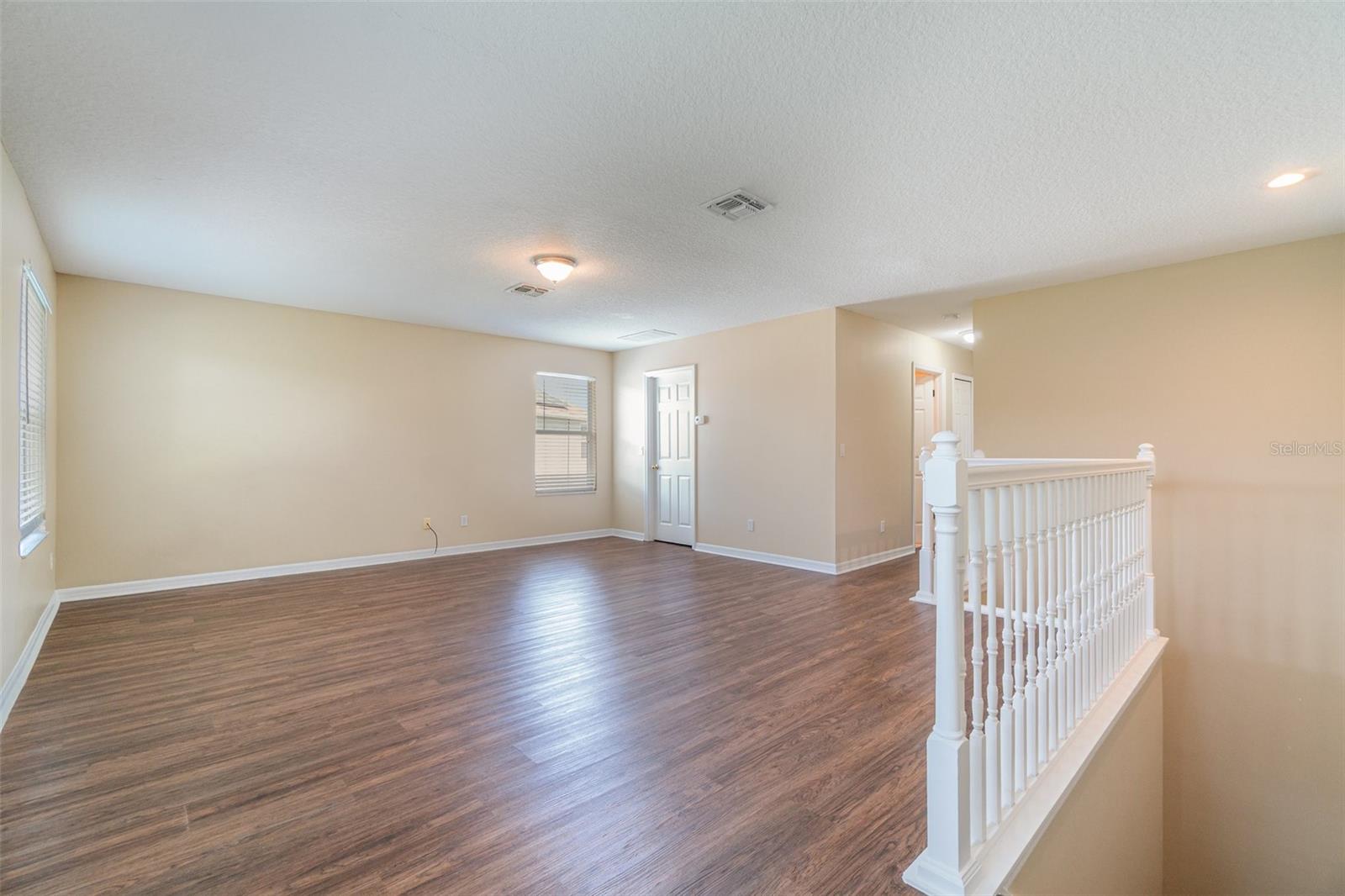 Image 5 of 26 For 1730 Palmerston Circle