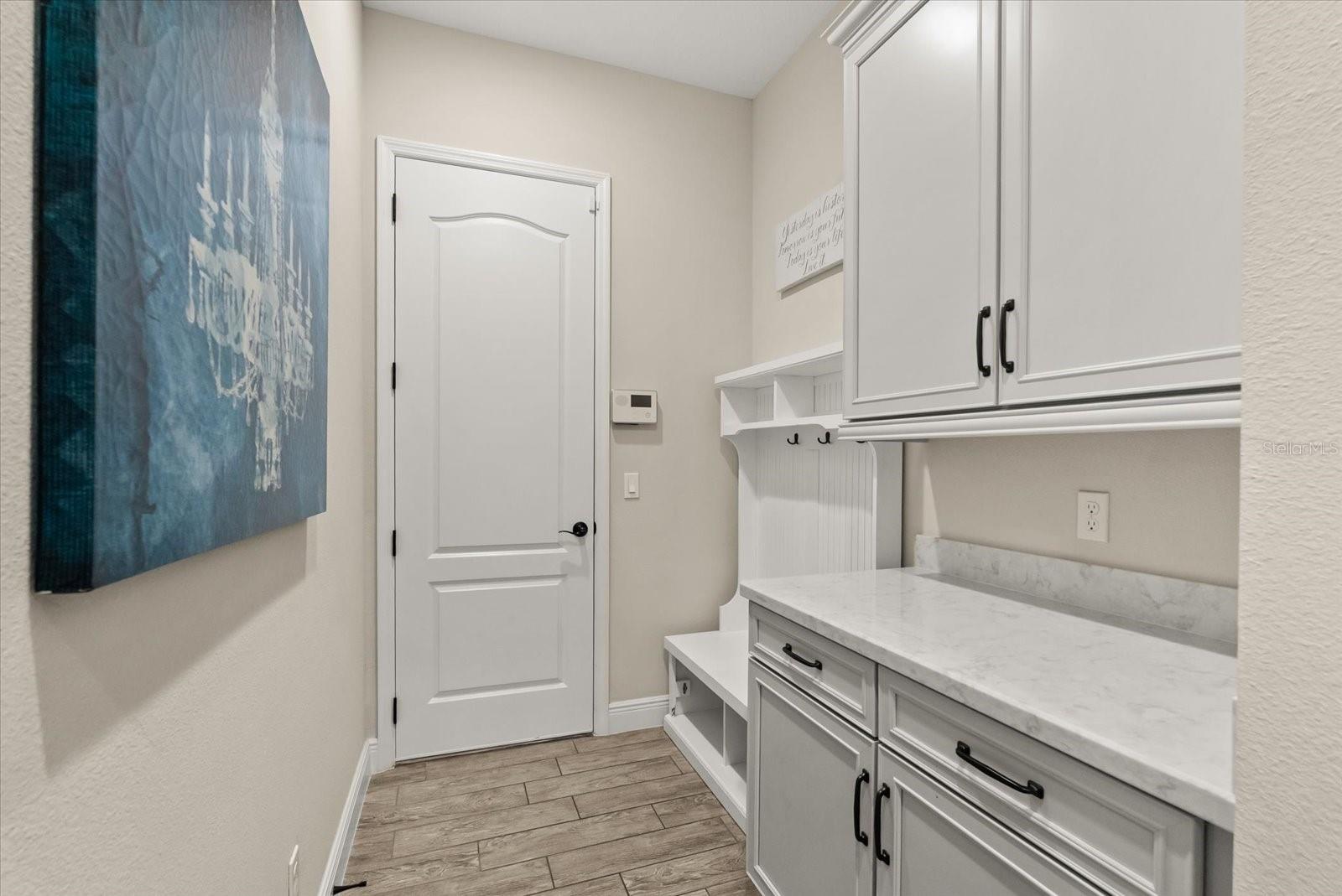 Image 23 of 61 For 3875 Grassland Loop