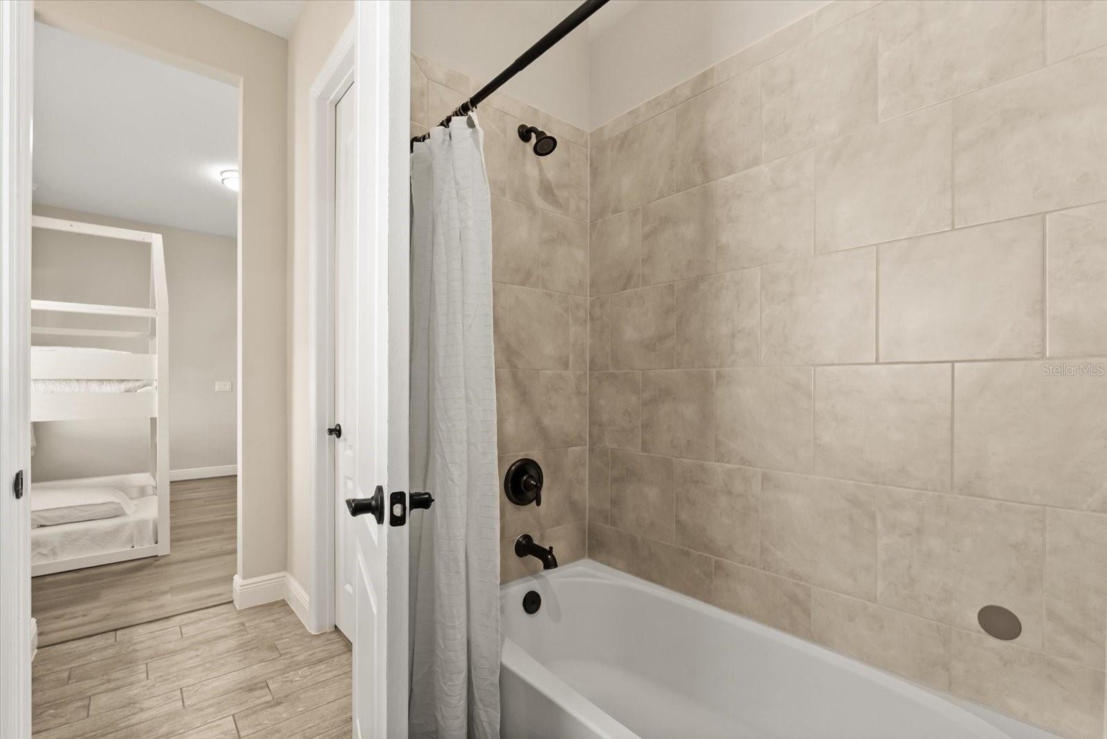 Image 28 of 61 For 3875 Grassland Loop