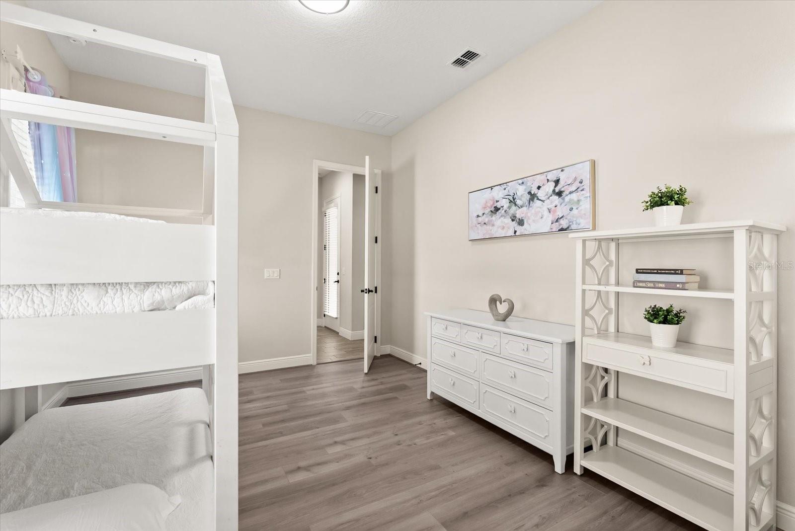 Image 32 of 61 For 3875 Grassland Loop