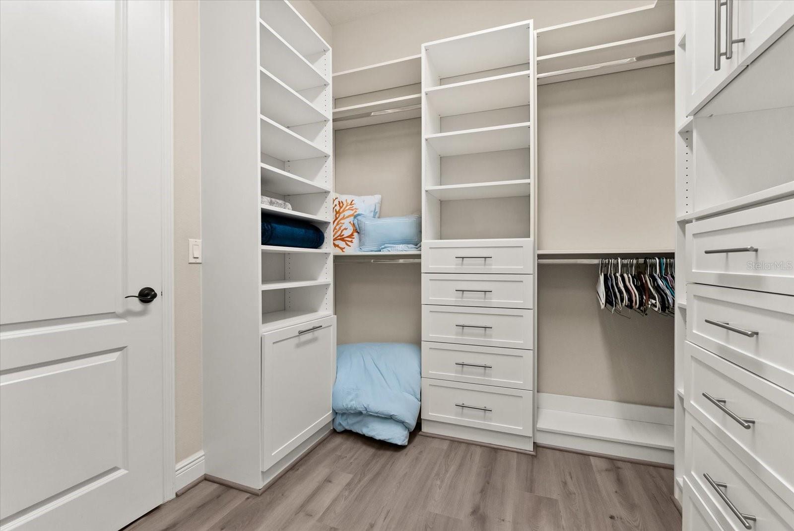 Image 37 of 61 For 3875 Grassland Loop