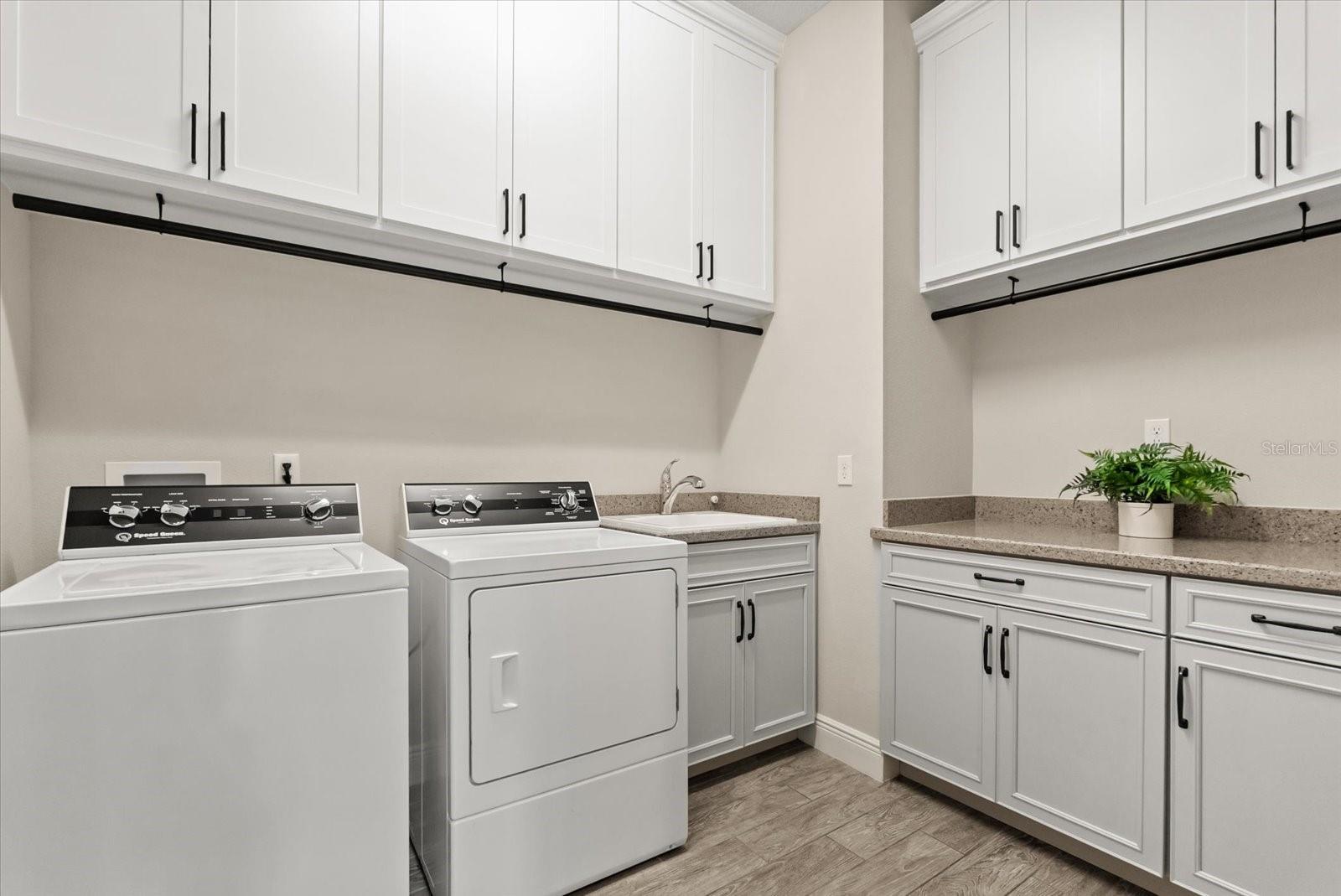 Image 38 of 61 For 3875 Grassland Loop