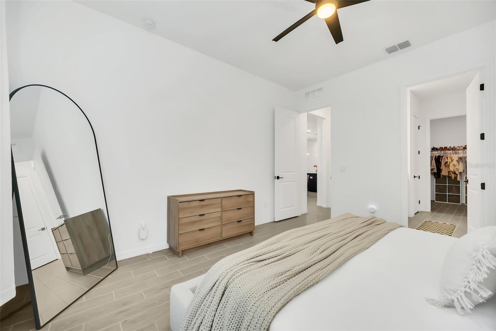 Image 14 of 26 For 2211 Emerald Springs Drive 101