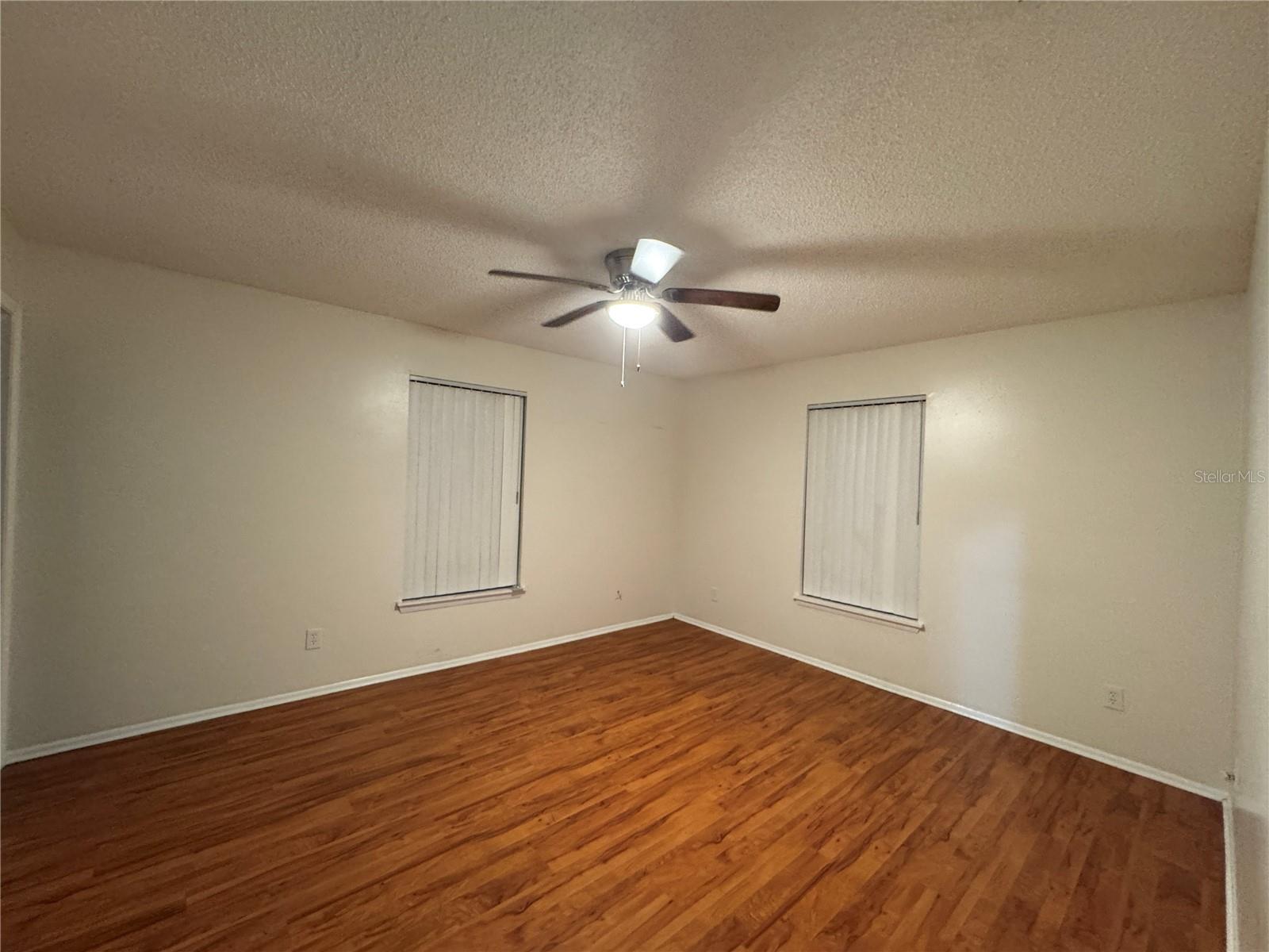 Image 10 of 25 For 4822 Lighthouse Circle 32