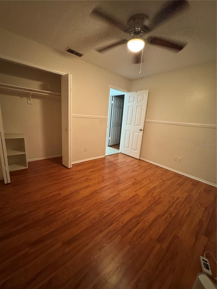 Image 16 of 25 For 4822 Lighthouse Circle 32