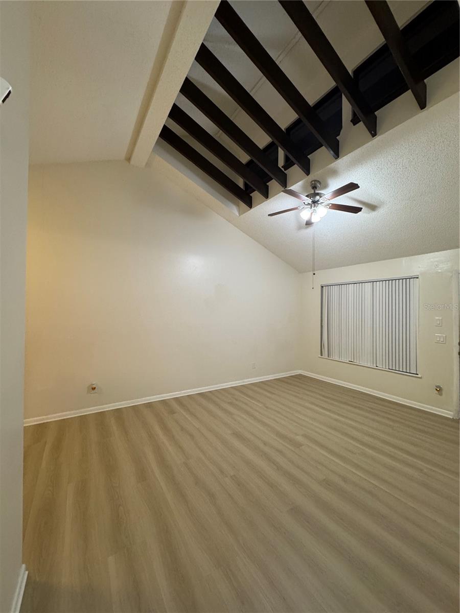 Image 5 of 25 For 4822 Lighthouse Circle 32