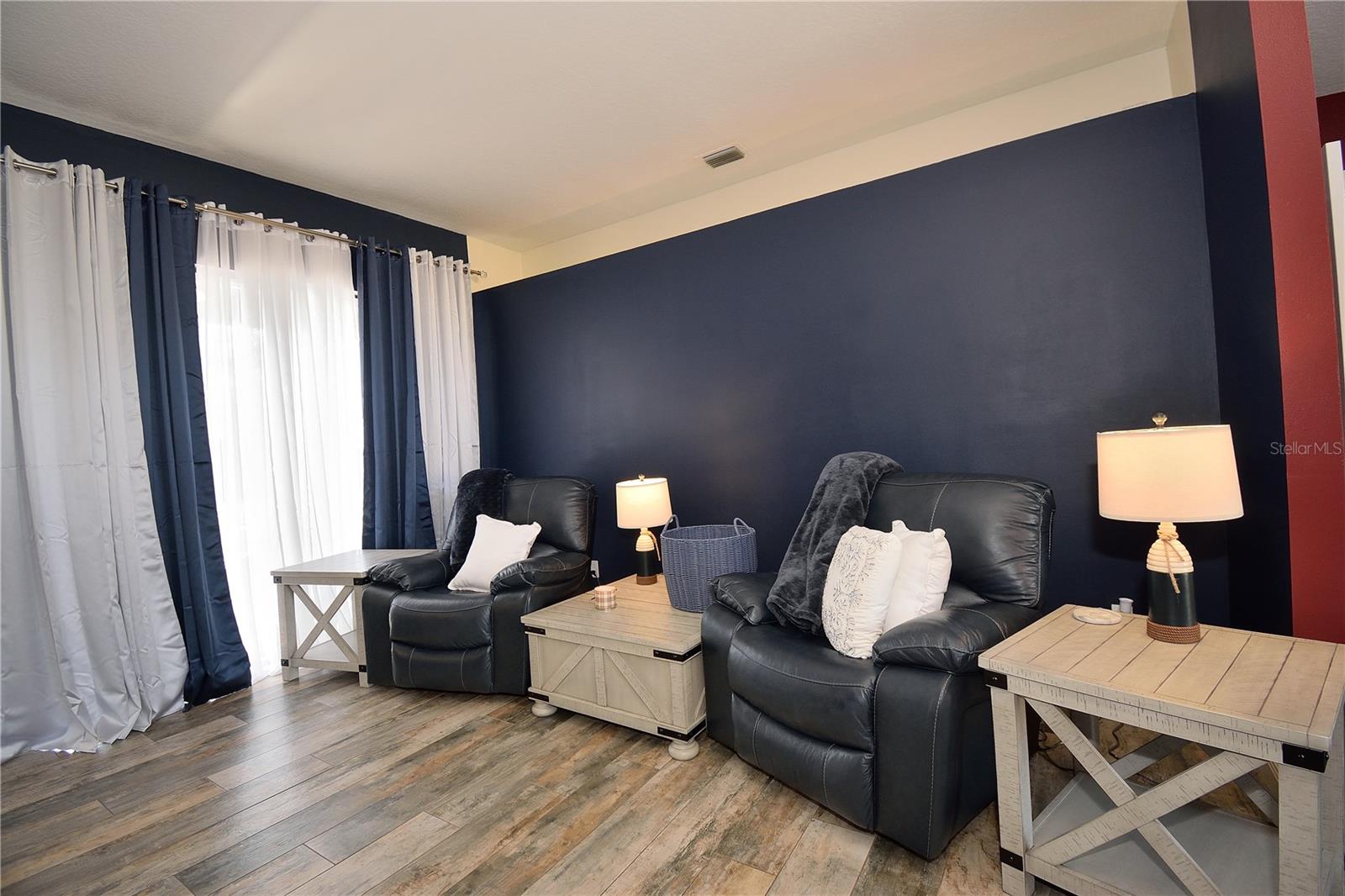 Image 15 of 24 For 2615 Summer Brook Street