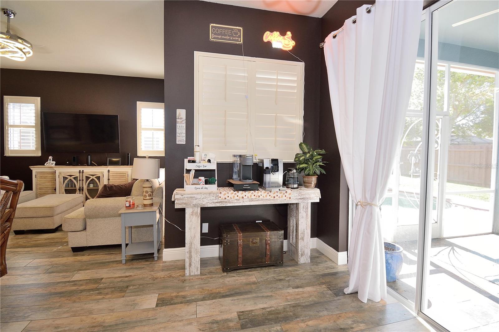 Image 18 of 24 For 2615 Summer Brook Street