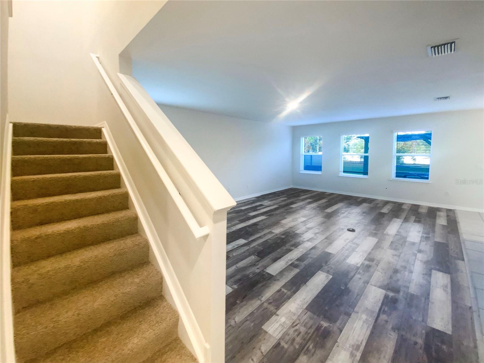 Image 14 of 43 For 9611 Pantera Loop