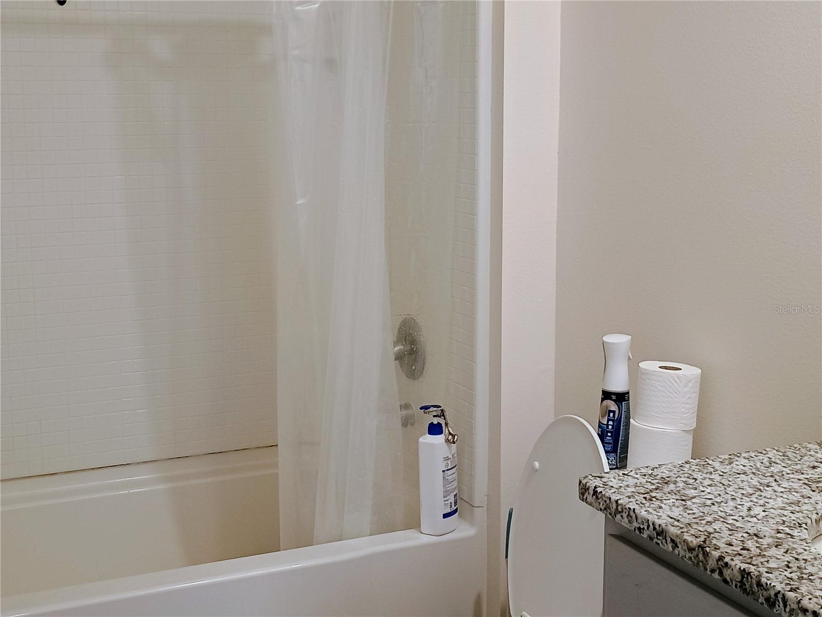 Image 22 of 36 For 1925 Chautauqua Lane