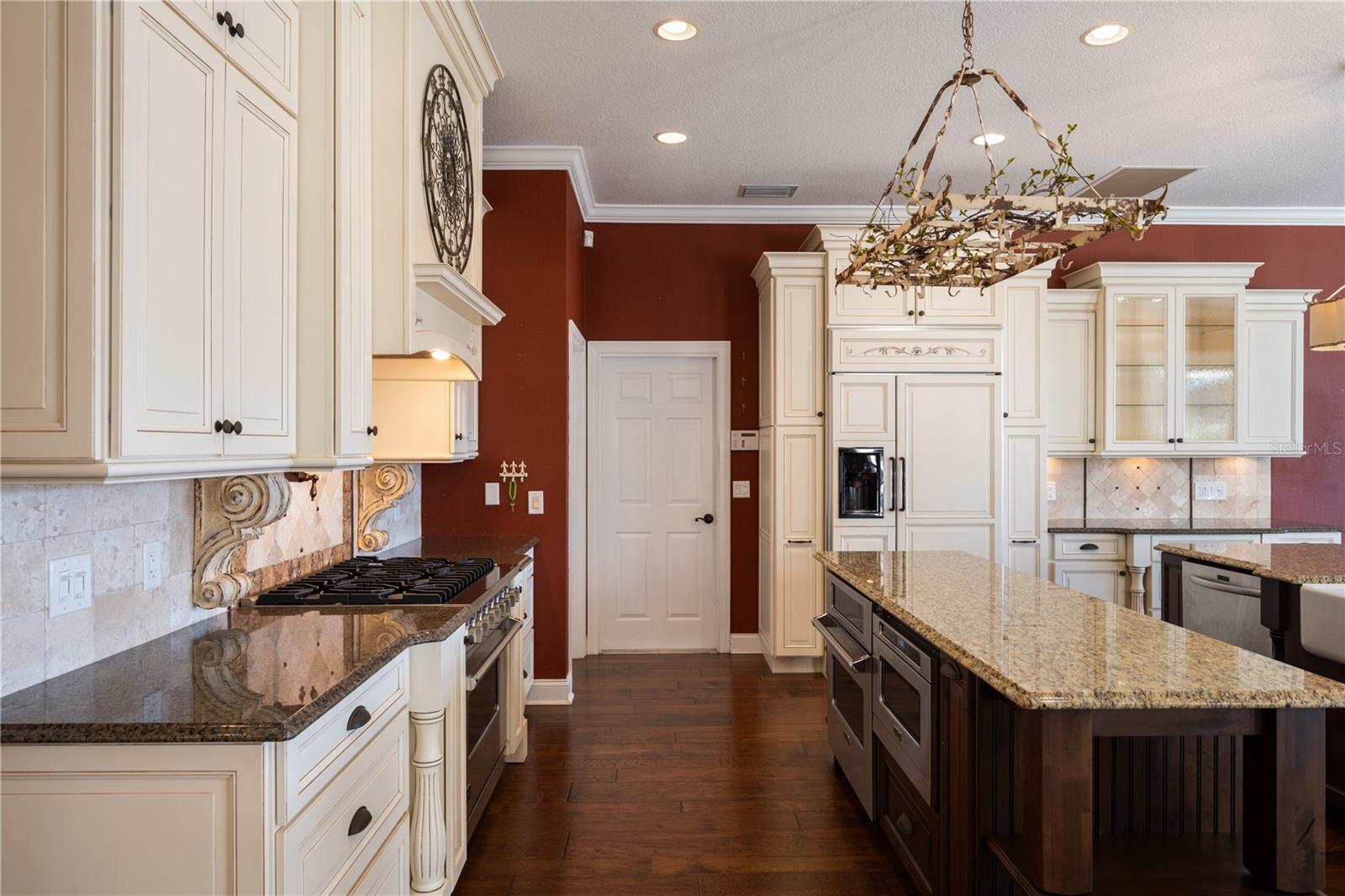 Image 13 of 60 For 10870 Bayshore Drive