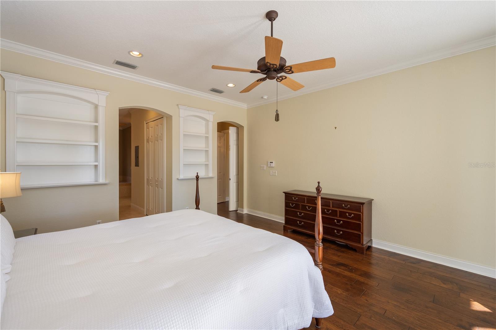 Image 18 of 60 For 10870 Bayshore Drive