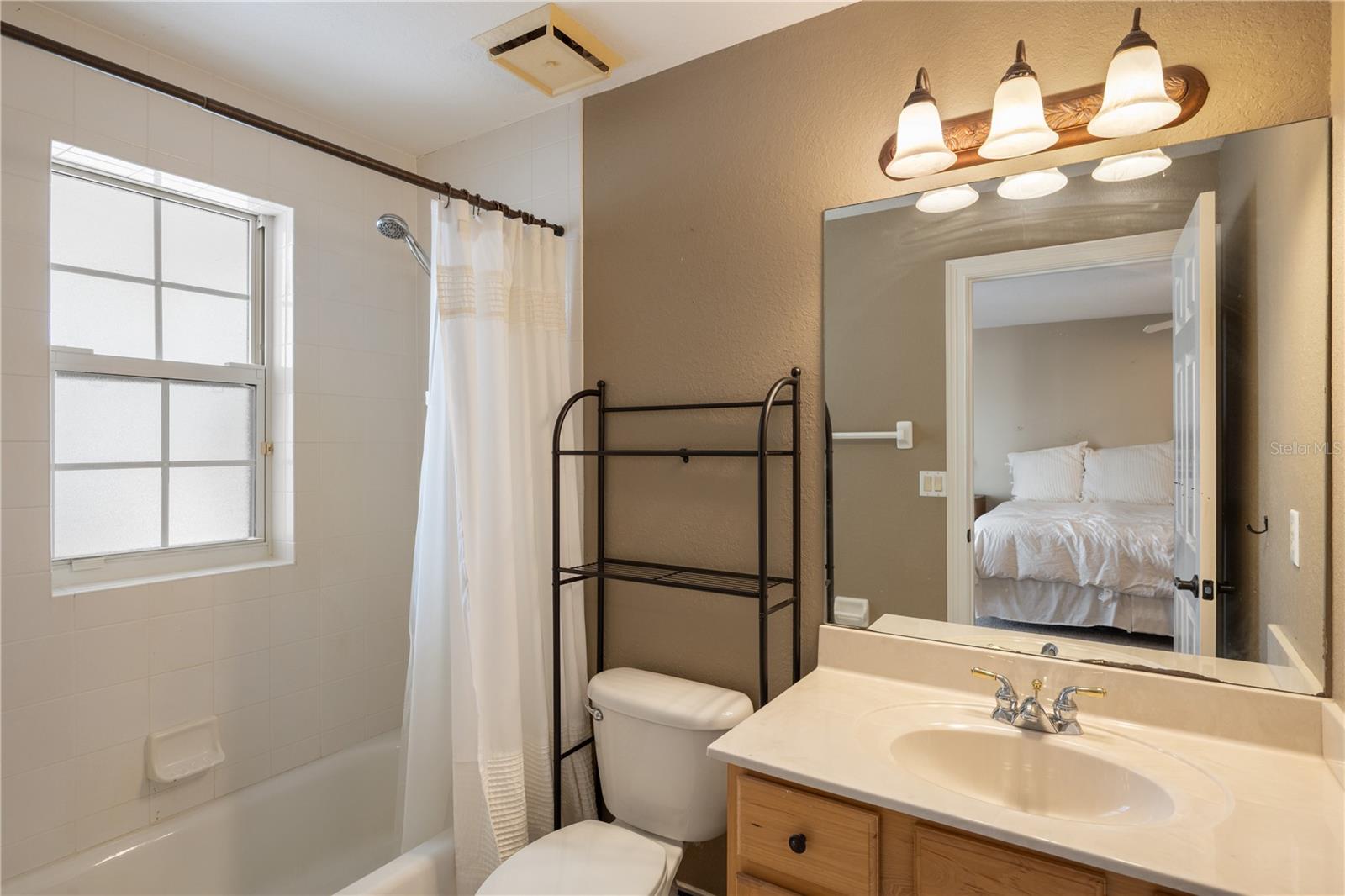 Image 26 of 60 For 10870 Bayshore Drive