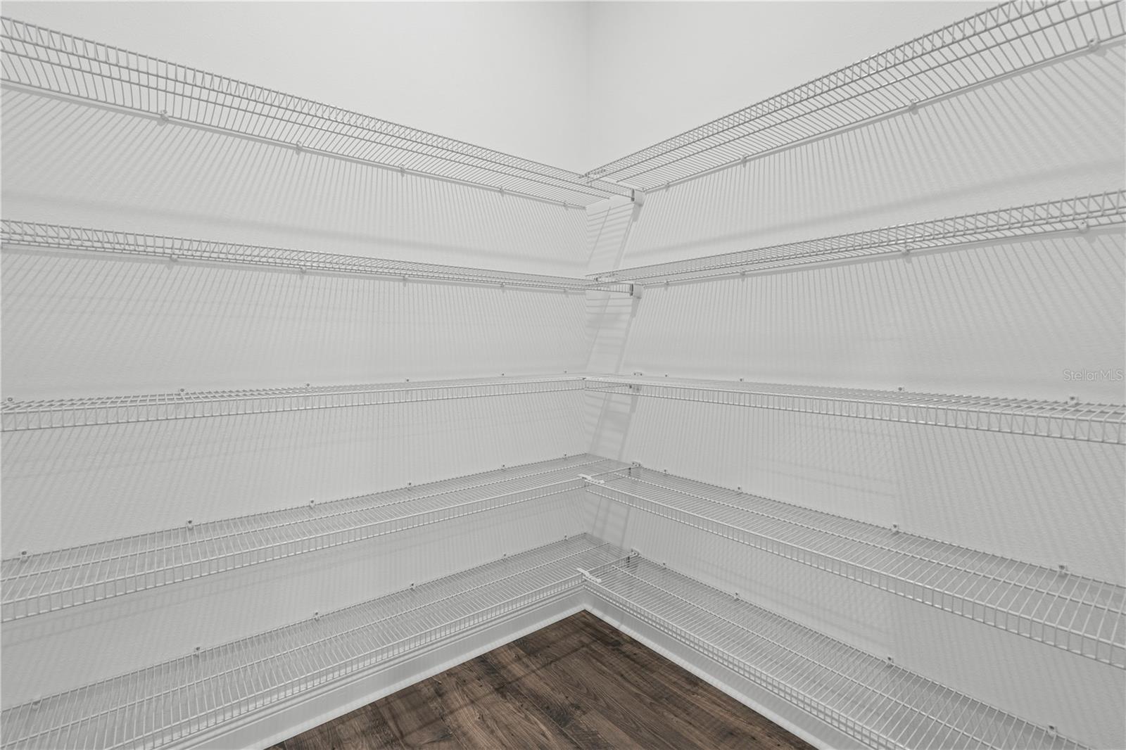 Image 10 of 34 For 16218 Castelo Lime Alley