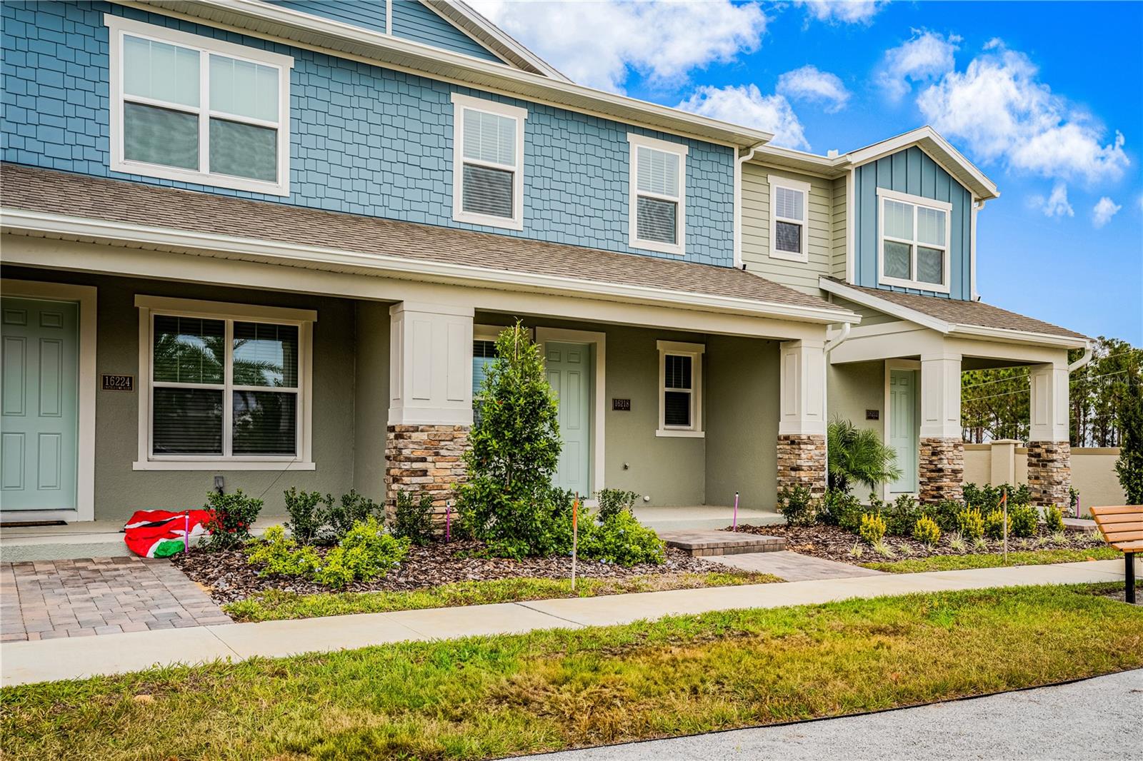 Image 2 of 34 For 16218 Castelo Lime Alley