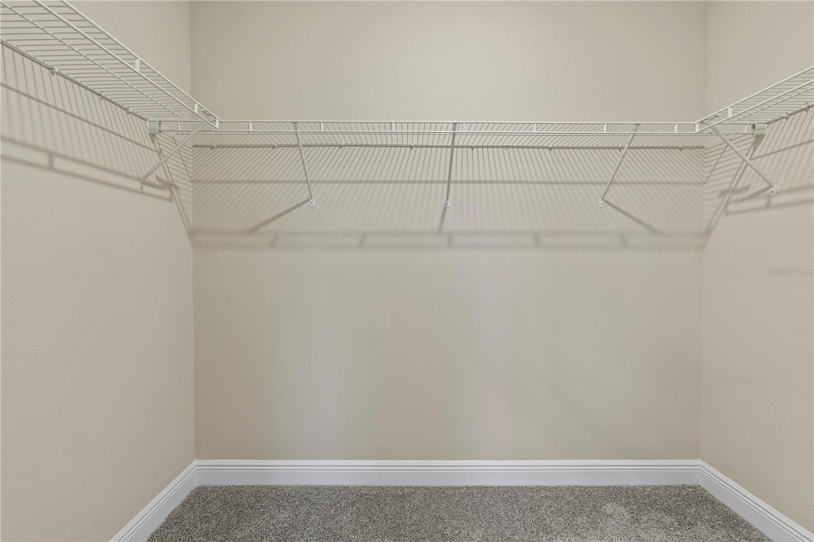 Image 20 of 34 For 16218 Castelo Lime Alley