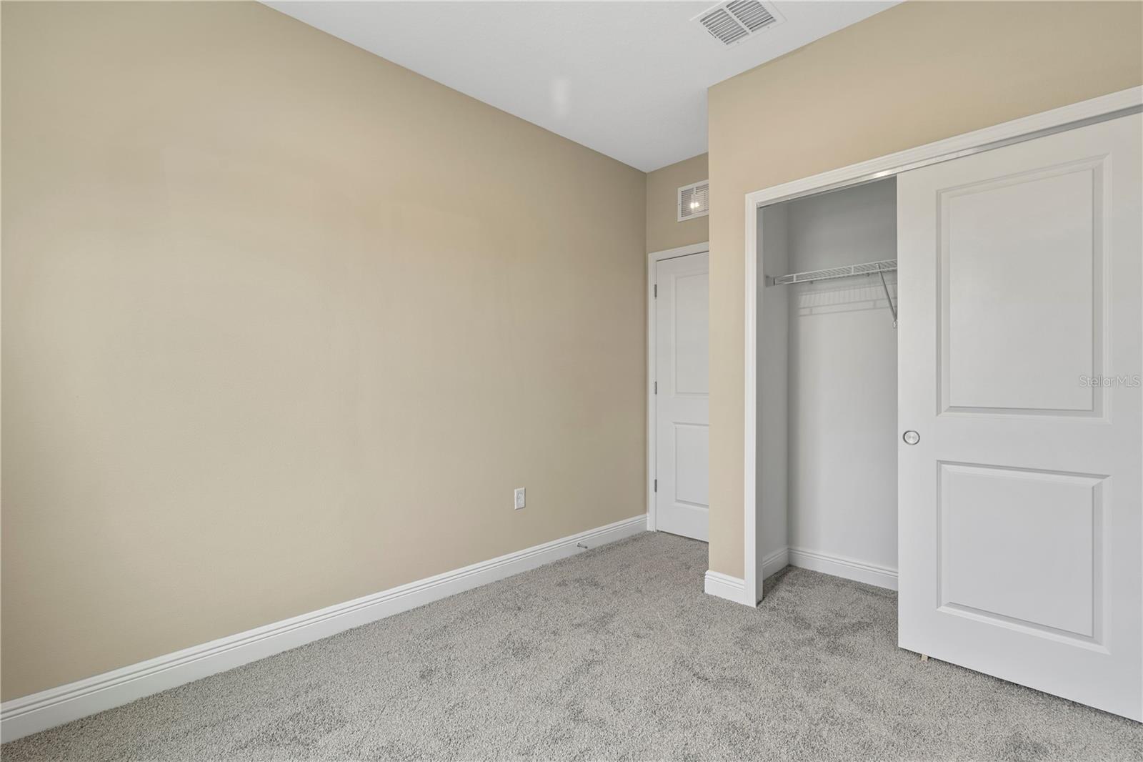 Image 24 of 34 For 16218 Castelo Lime Alley