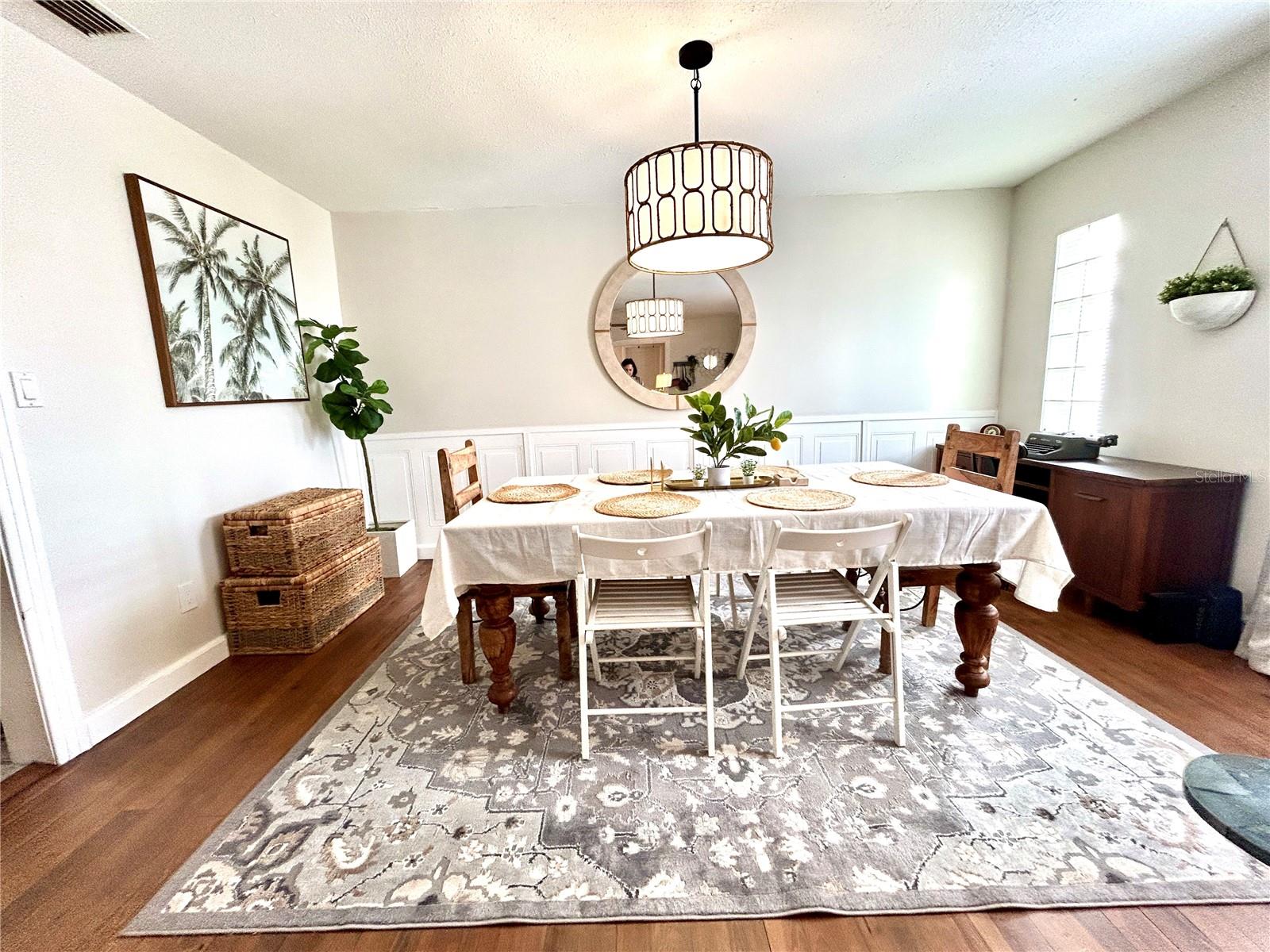 Image 13 of 16 For 265 Bay Avenue