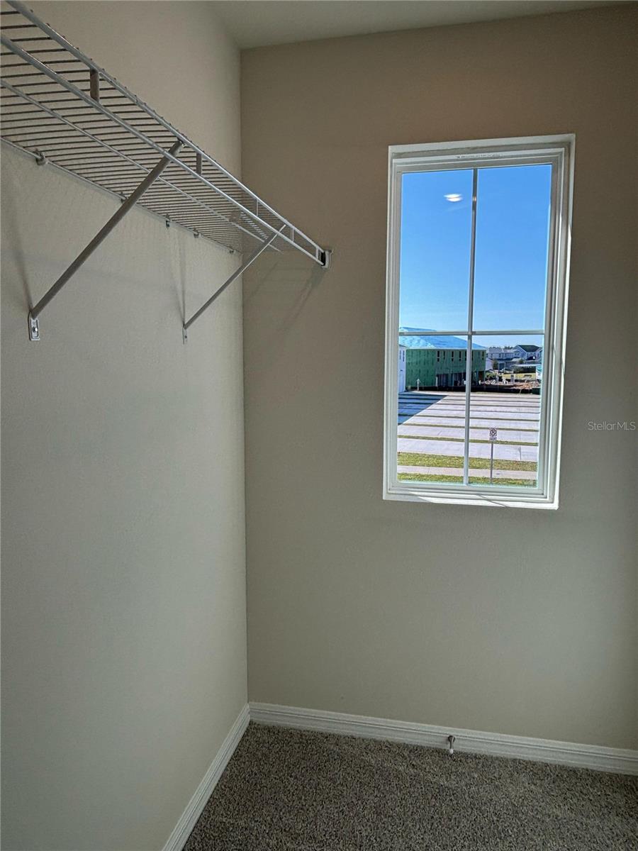 Image 18 of 32 For 6403 Breeze Filled Lane