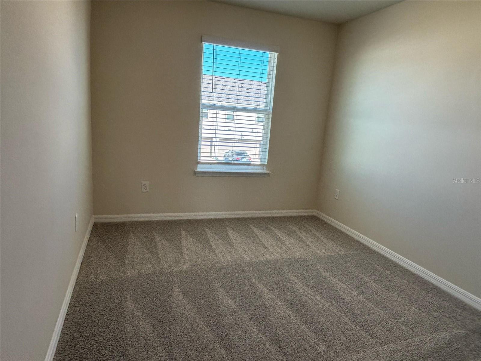 Image 20 of 32 For 6403 Breeze Filled Lane