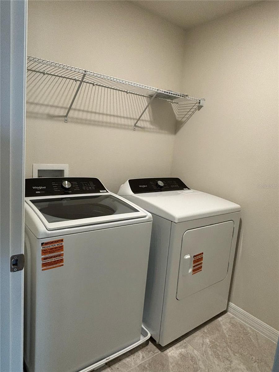 Image 29 of 32 For 6403 Breeze Filled Lane