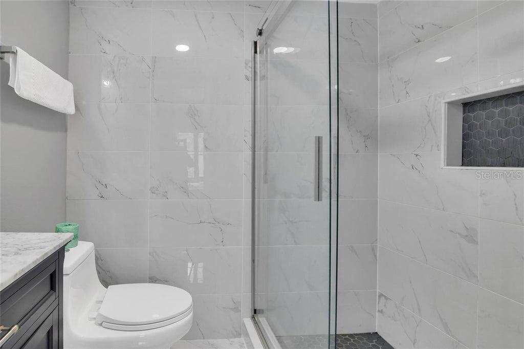 Image 27 of 29 For 6165 Carrier Drive 2303