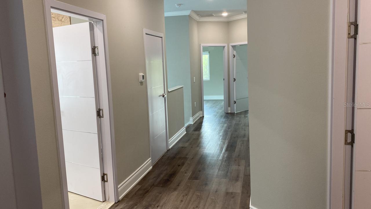 Image 17 of 45 For 1968 Greenbriar Terrace