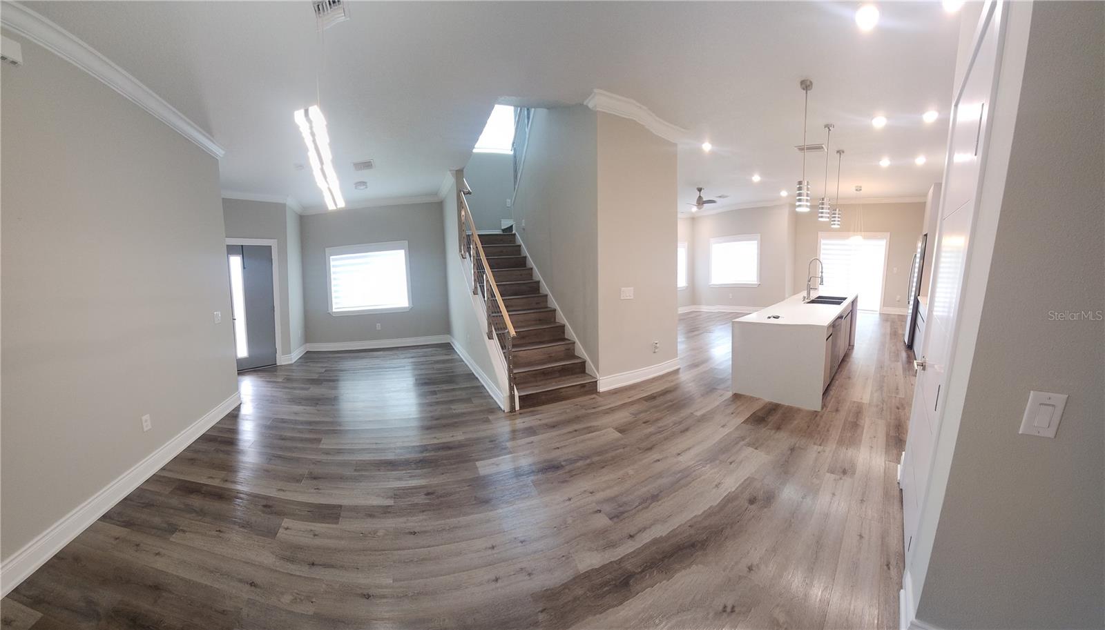 Image 3 of 45 For 1968 Greenbriar Terrace