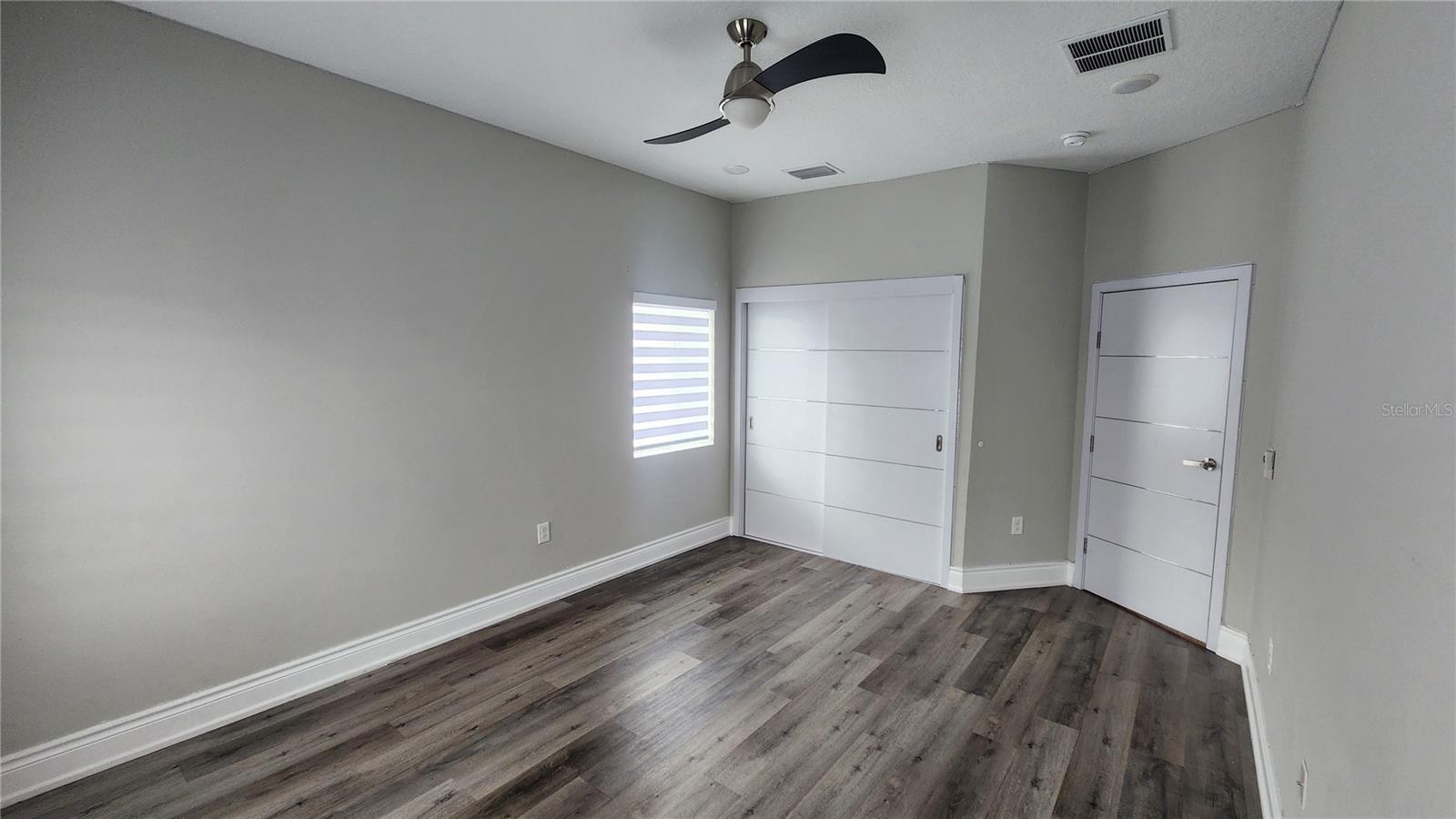 Image 32 of 45 For 1968 Greenbriar Terrace