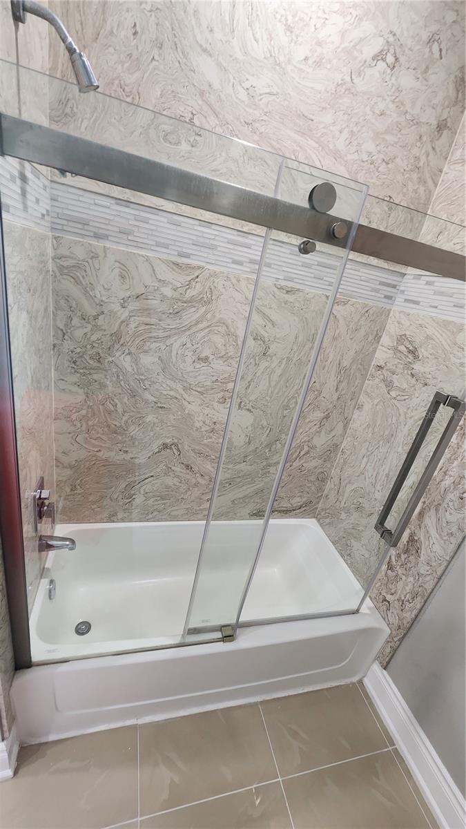 Image 35 of 45 For 1968 Greenbriar Terrace