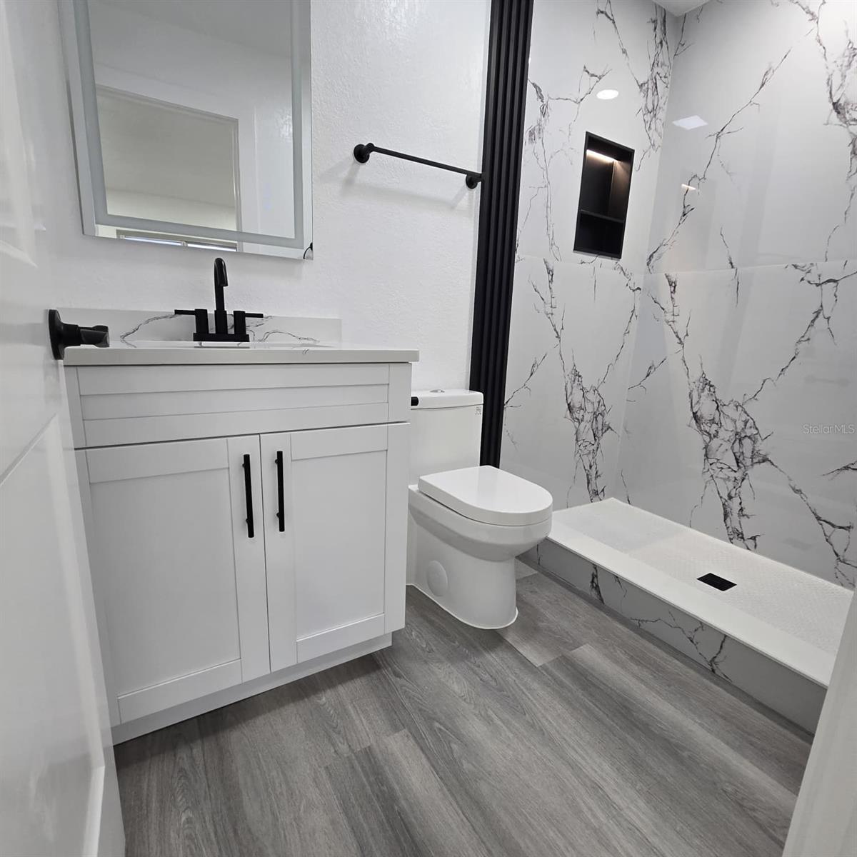 Image 12 of 34 For 1021 Old Field Drive