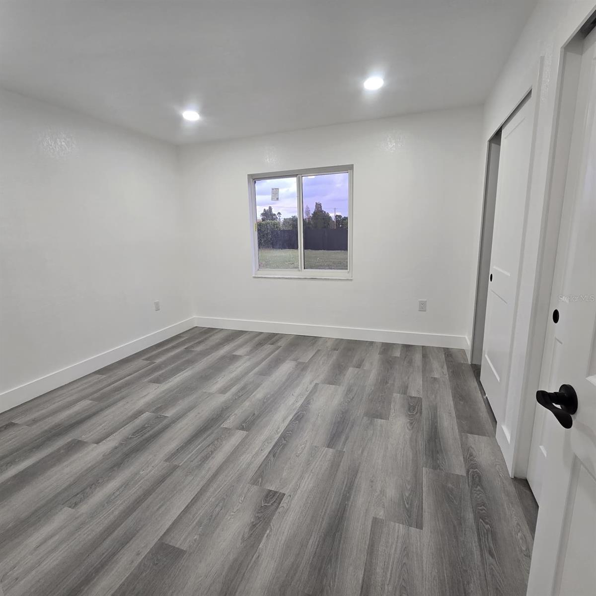 Image 14 of 34 For 1021 Old Field Drive