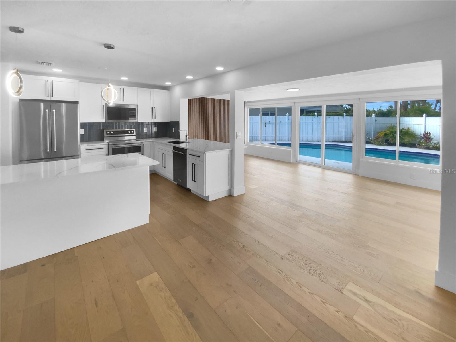 Image 12 of 34 For 8001 13th Avenue S