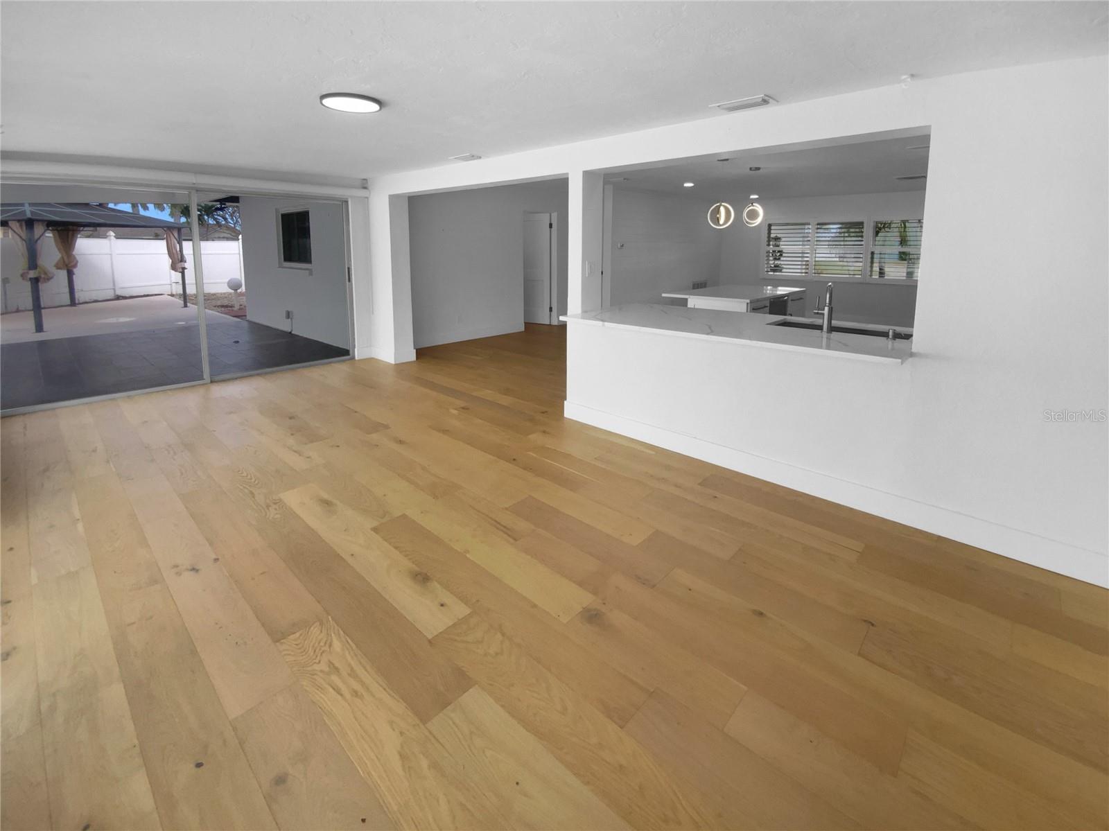 Image 6 of 34 For 8001 13th Avenue S