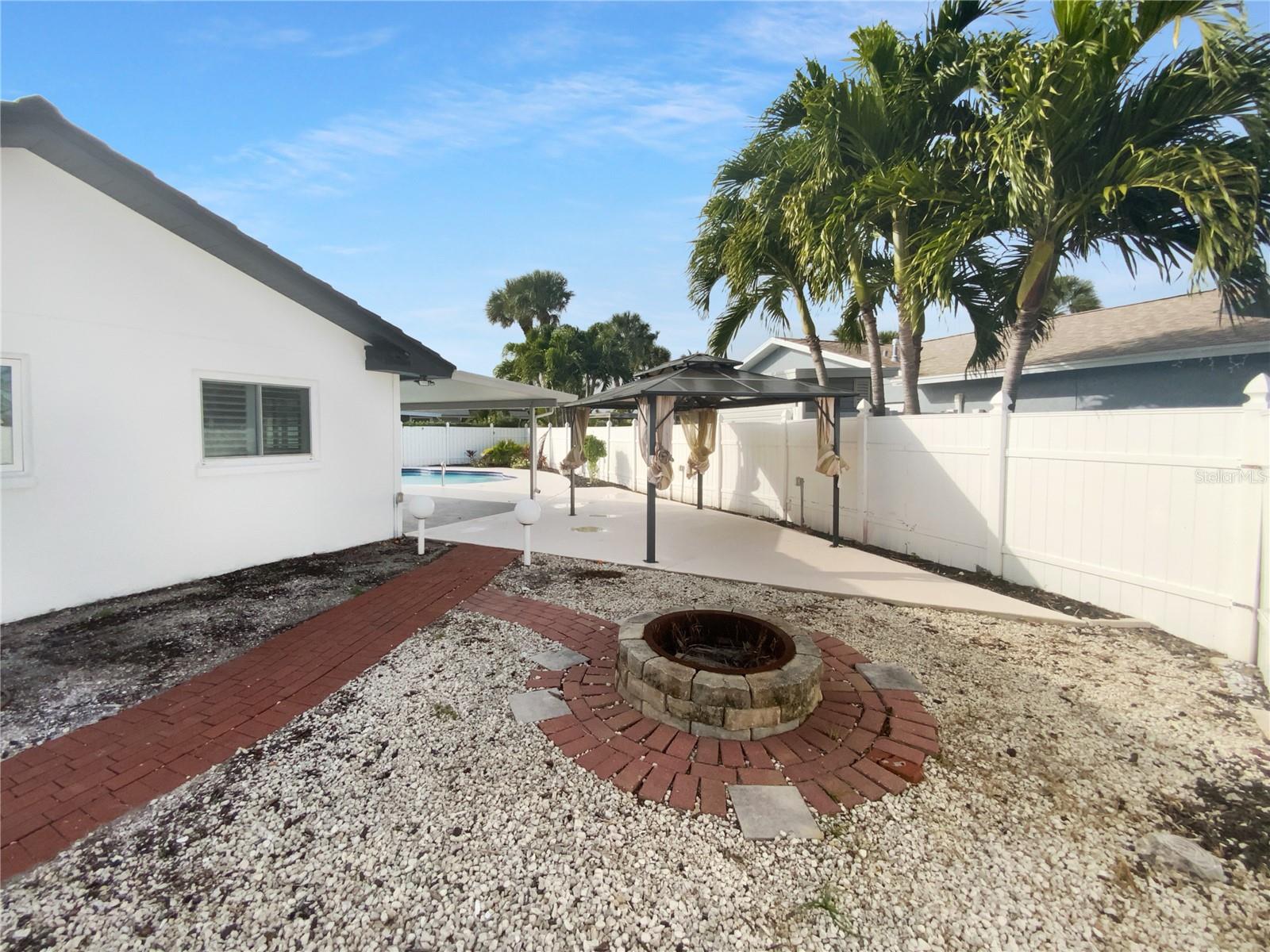 Image 7 of 34 For 8001 13th Avenue S