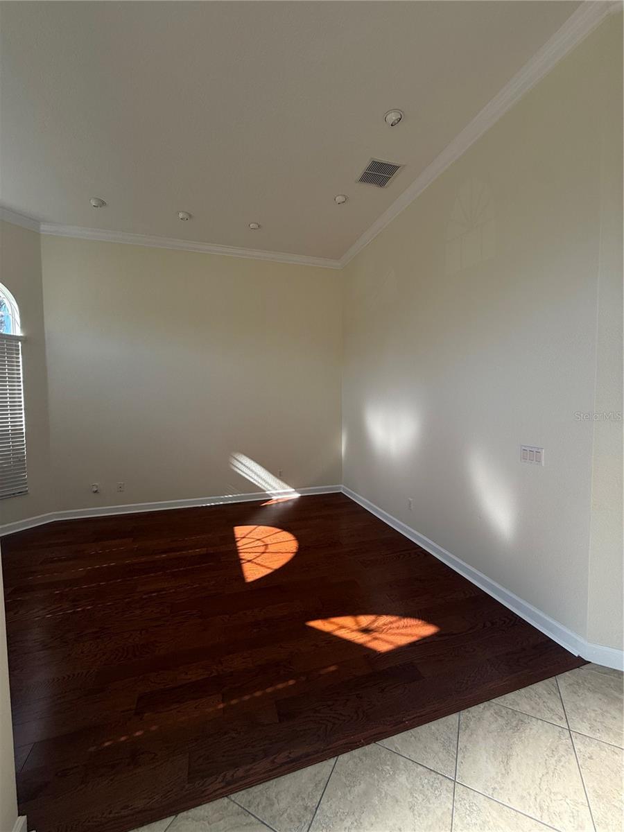 Image 2 of 52 For 10029 Chardonnay Drive