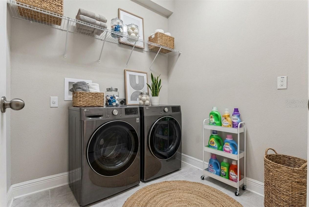 Image 19 of 66 For 14525 Sabal Crest Way