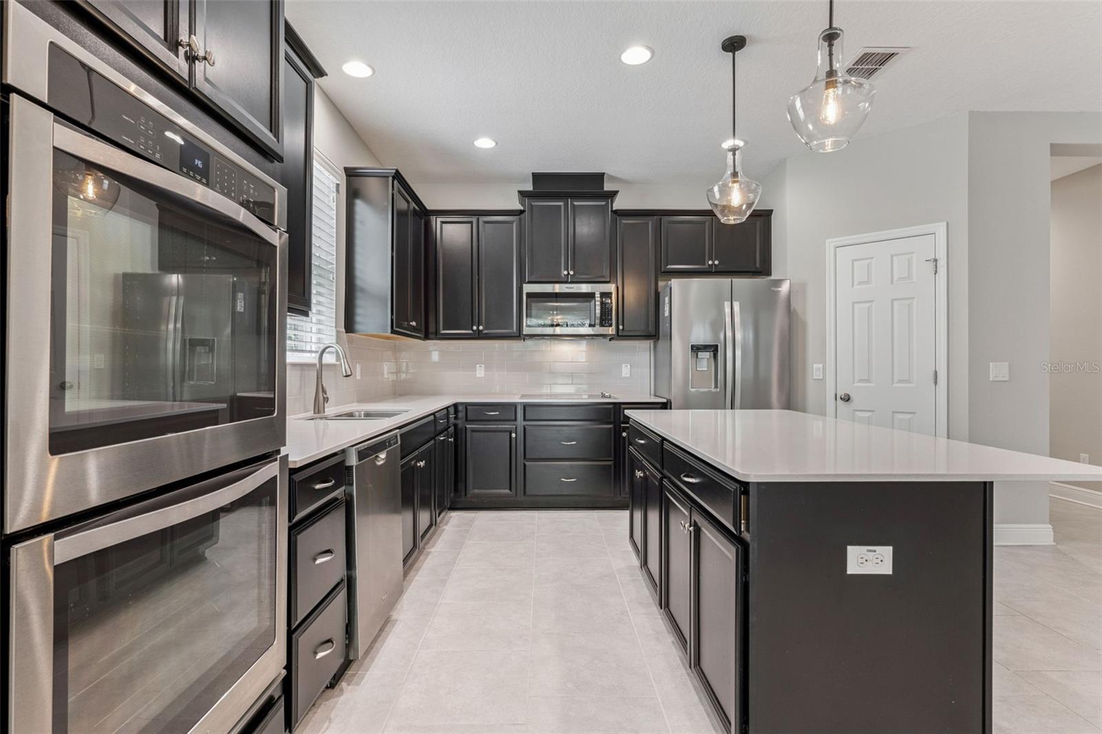 Image 22 of 66 For 14525 Sabal Crest Way