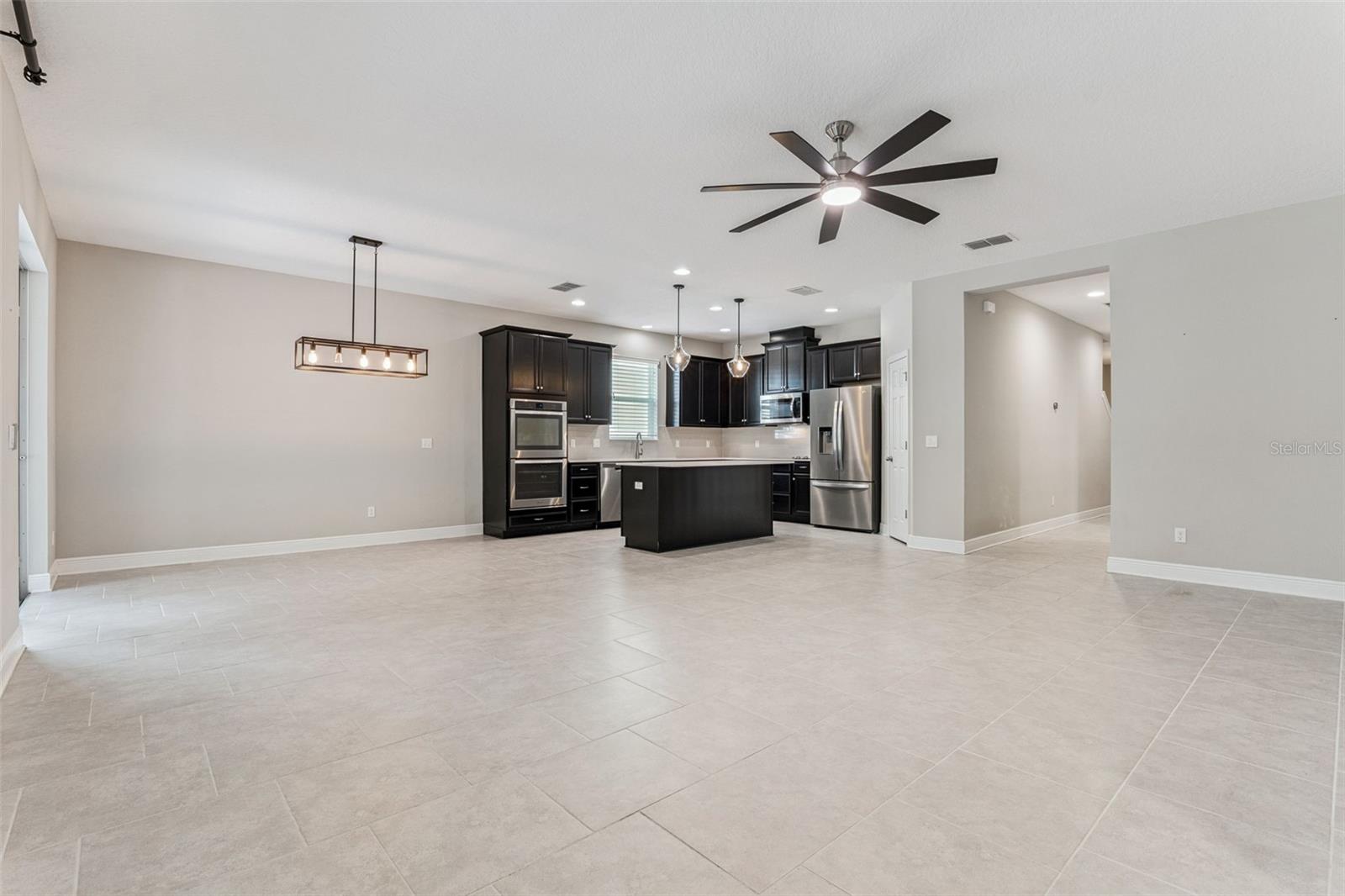 Image 27 of 66 For 14525 Sabal Crest Way