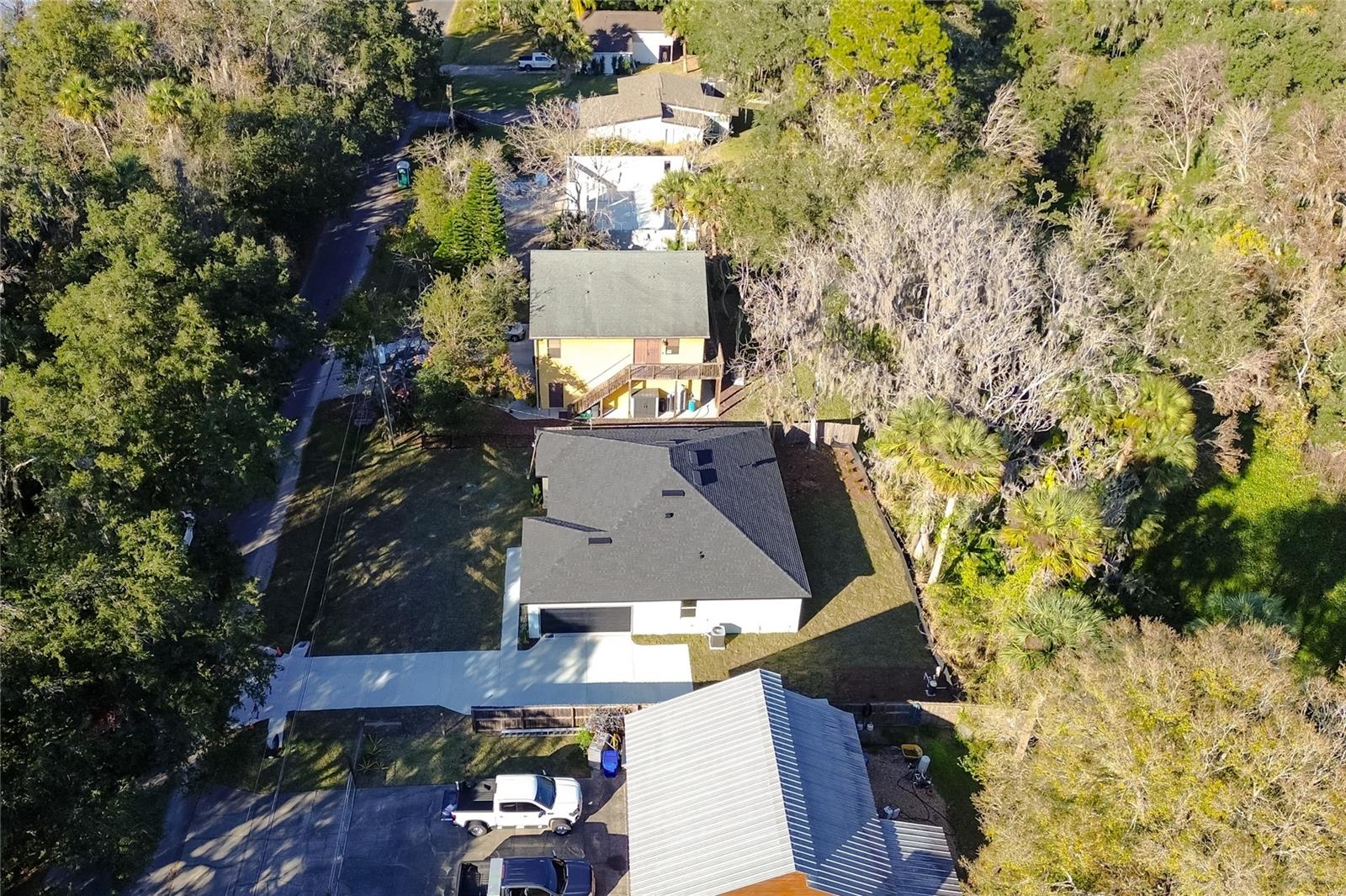 Image 41 of 52 For 127 Hibiscus Lane